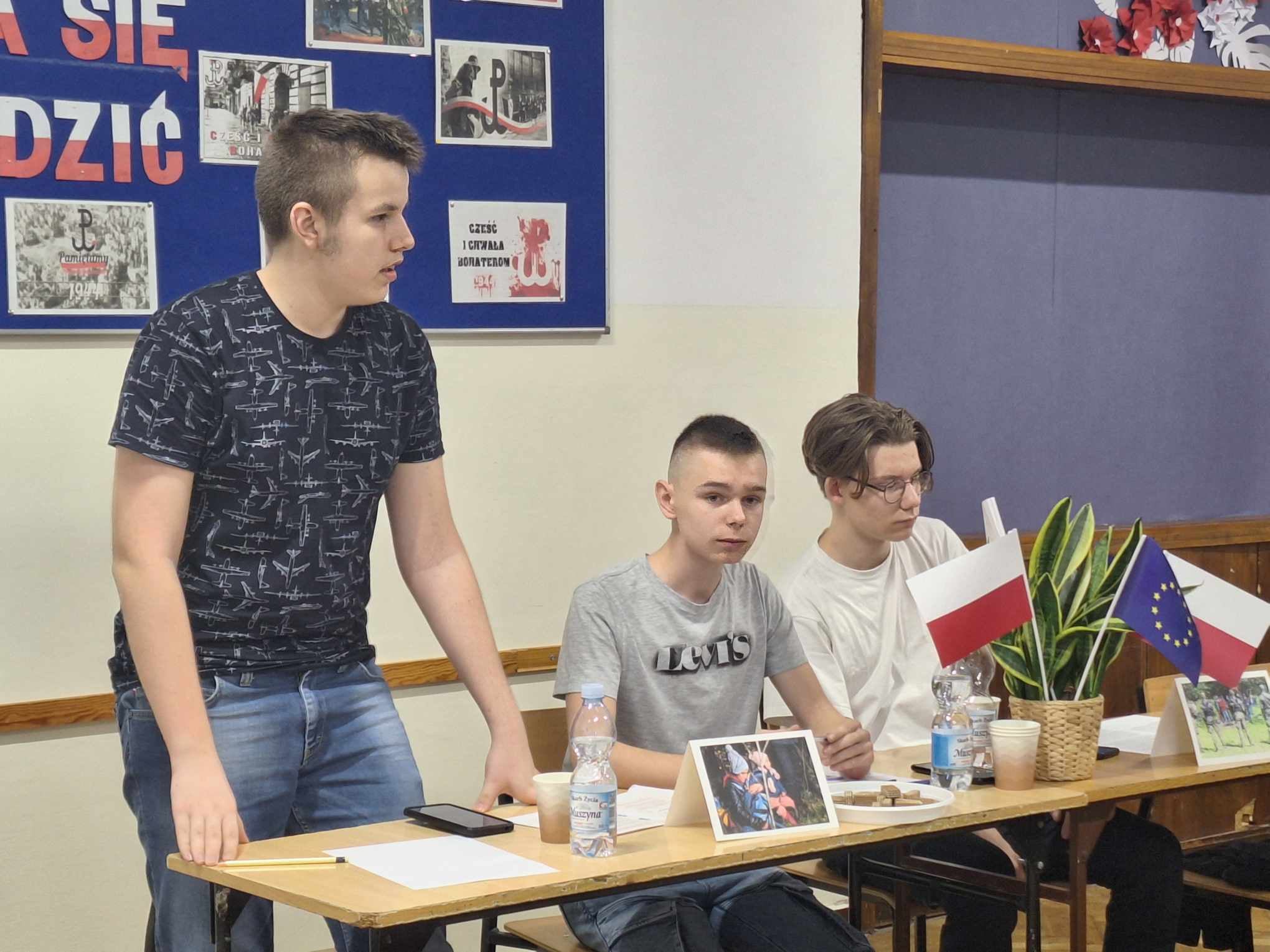 debata  1